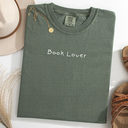 Book Lover Women's Tee