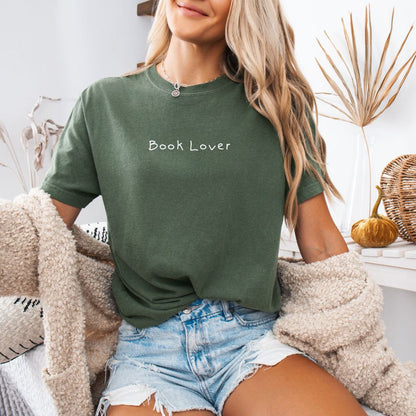 Book Lover Women's Tee